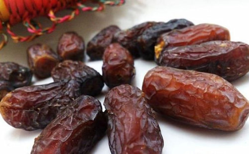 تصویر 3 از قیمت خرما پیارم فله + خرید باور نکردنی